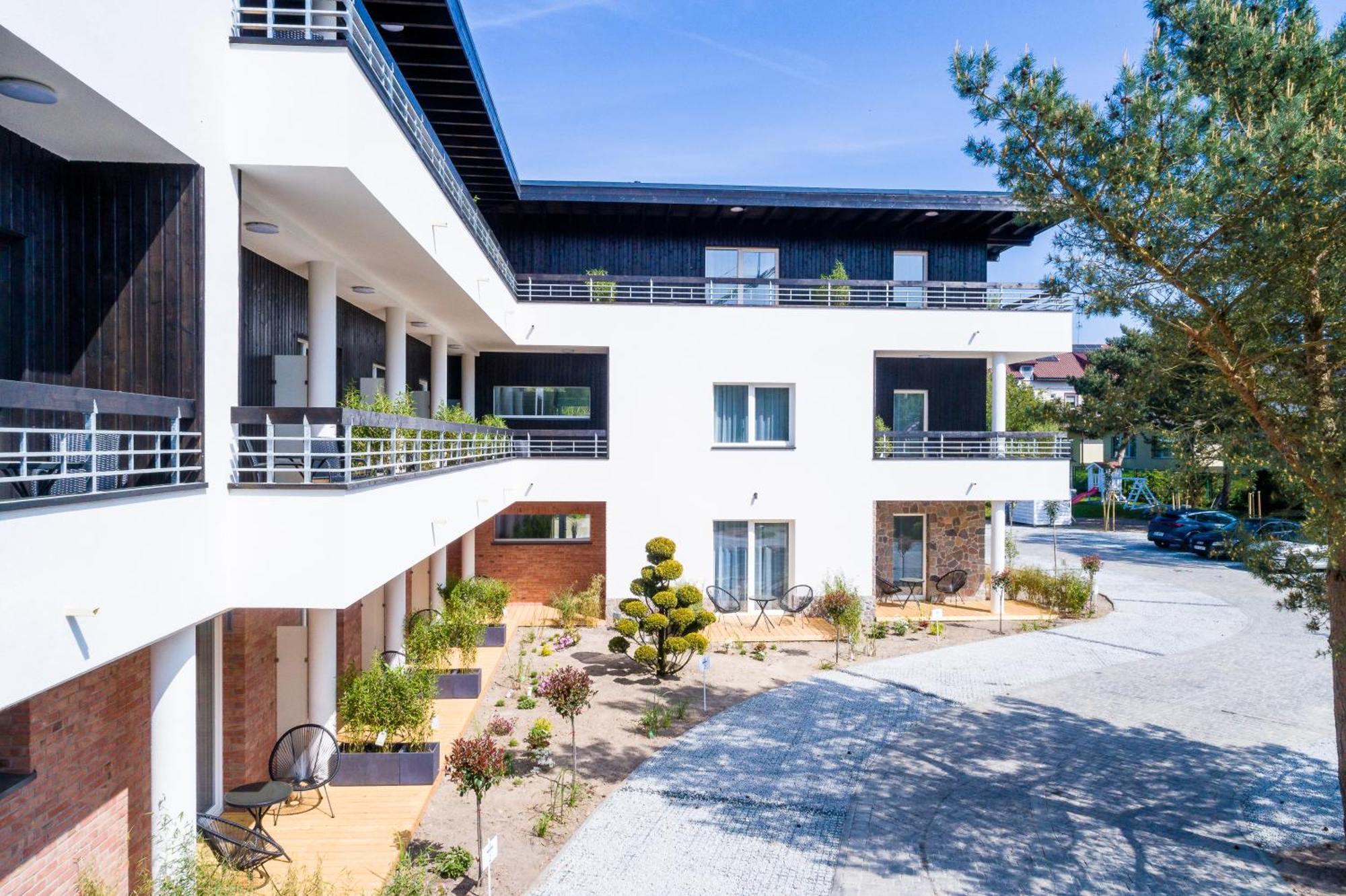 Apartamenty Przy Plazy Z Basenem Z Podgrzewana Woda I Mini Spa - Osrodek Kolonijno-Wczasowy Mewa Niechorze Exterior foto